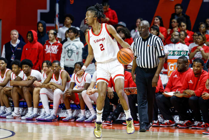 Homewood-Flossmoor New Trier Illinois boys basketball March 8 2024 Nate Latsch 26680